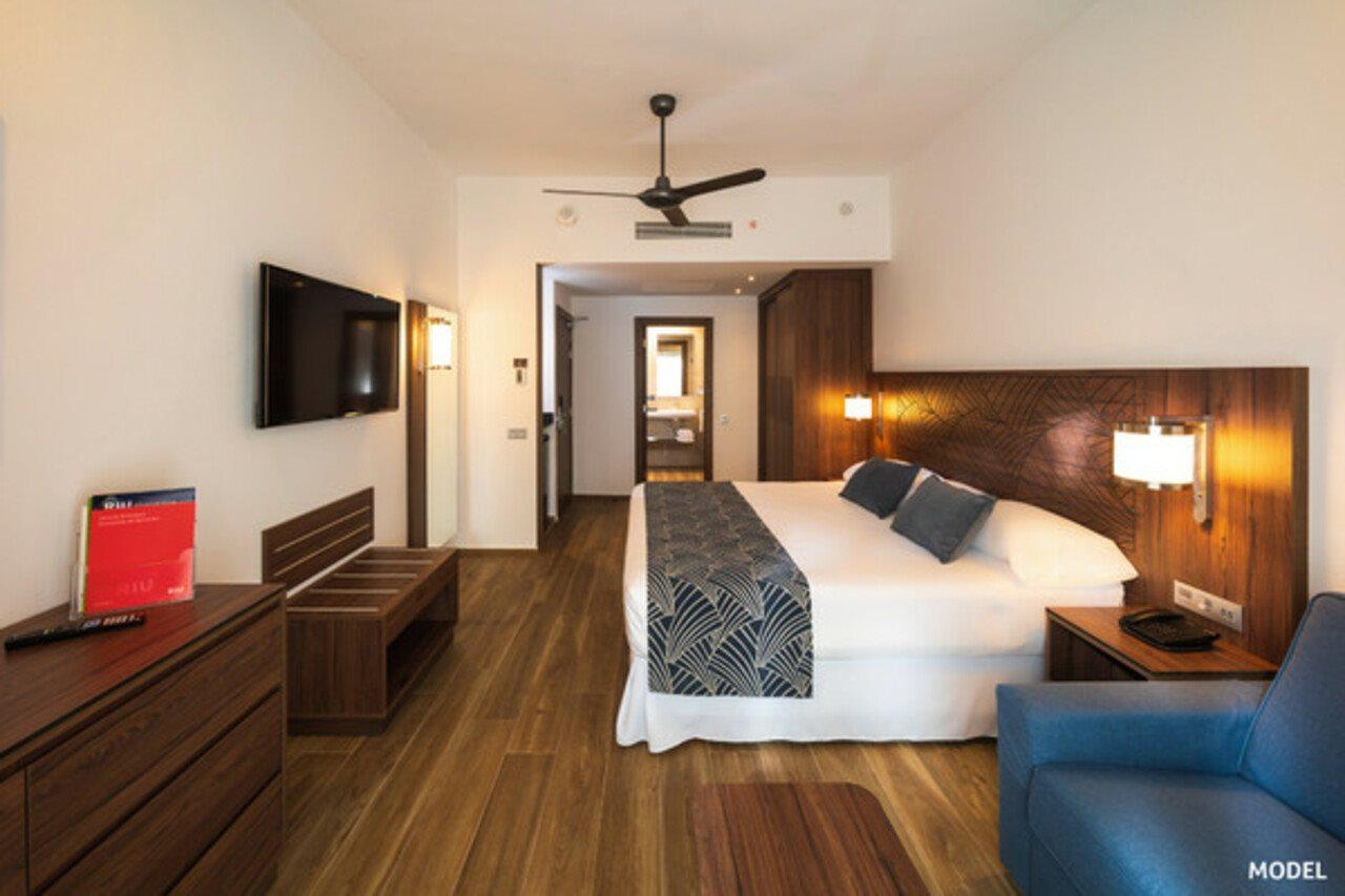 ริอู มอนเตโก เบย์ - ออล อินคลูซีฟ Hotel มอนเทโกเบย์ ภายนอก รูปภาพ